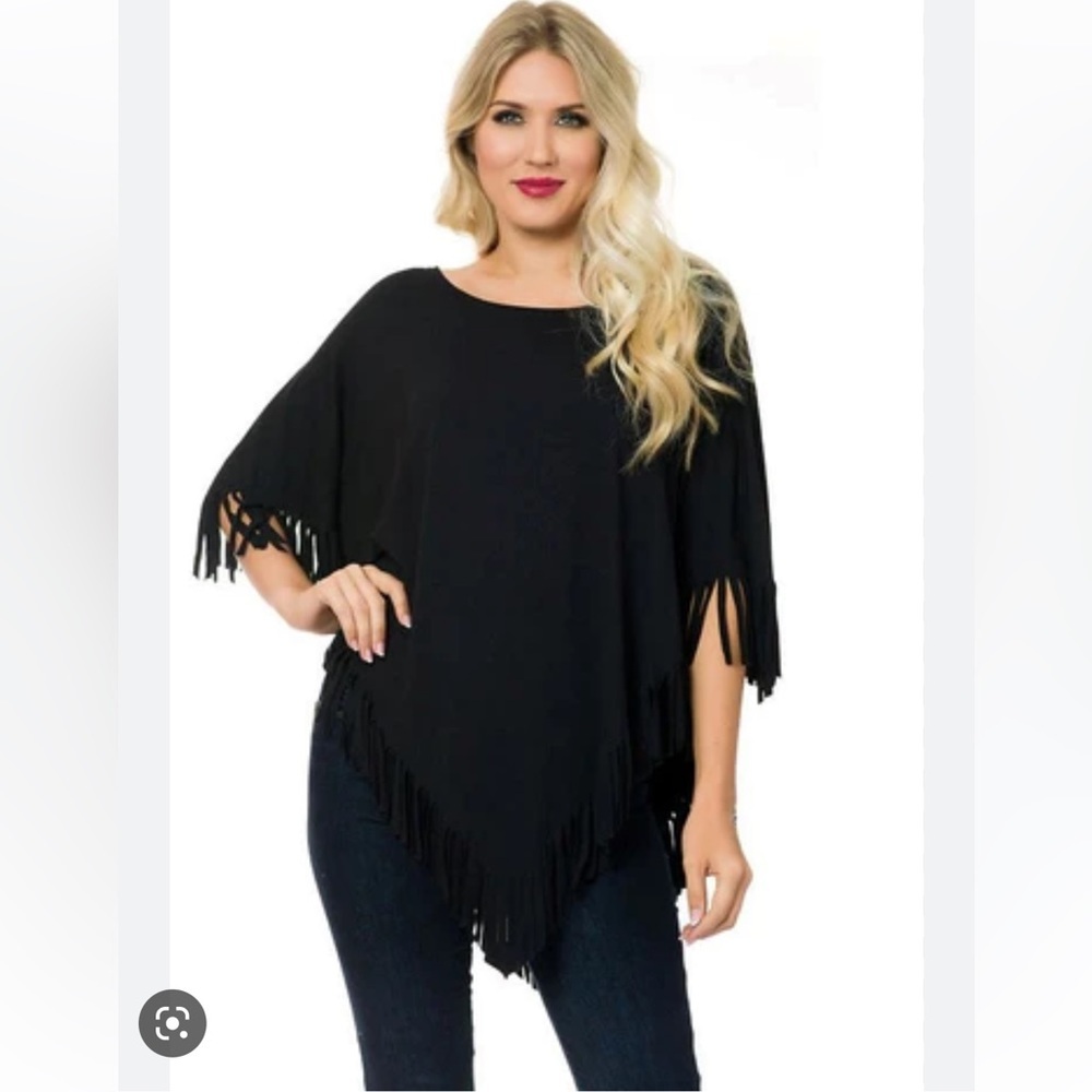Valerie Stevens 1 Piece Fringe Black Tunic. Size 2X (814)